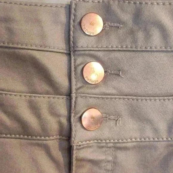 Women's Refuge shorts dark lavender size 10 - Picture 2 of 5